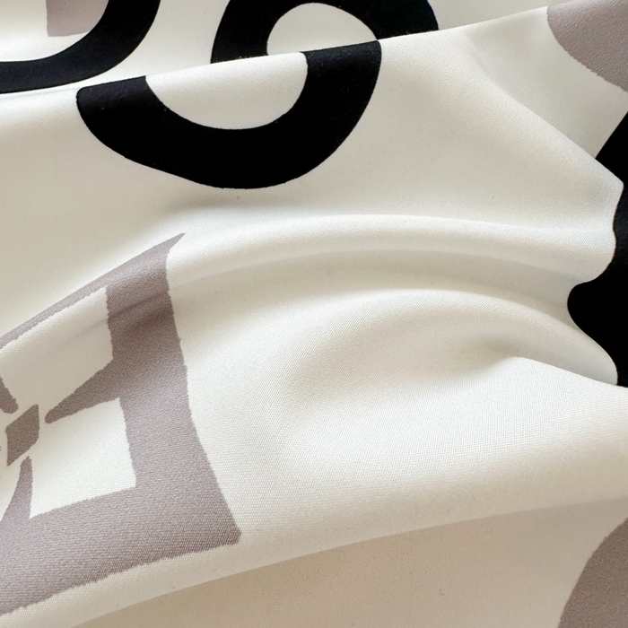 91家纺网 家纺一手货源 找家纺 摩卡（乐趣） 2025新款现代简约网红款四季棉四件套 熊仔白