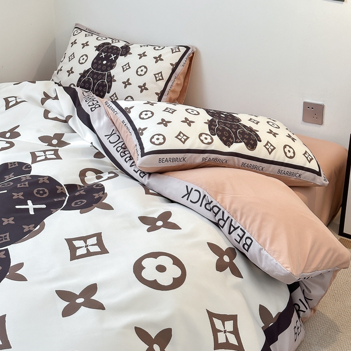 91家纺网 家纺一手货源 找家纺 摩卡（乐趣） 2025新款现代简约网红款四季棉四件套 熊仔咖