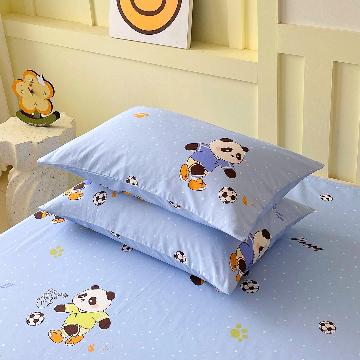 91家纺网 家纺一手货源 找家纺 金鑫汇家纺 2025新款A类全棉纯棉印花大床图单枕套 枕套单件 足球争霸赛-蓝