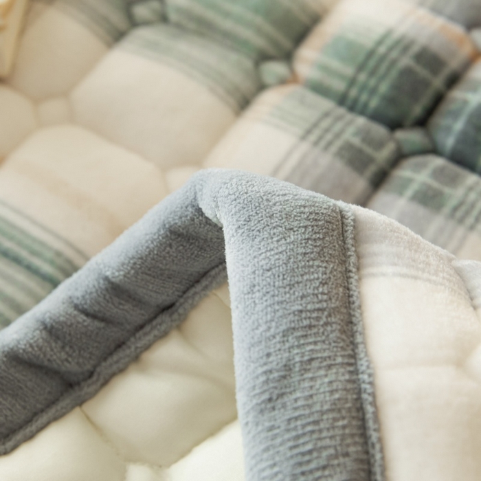 91家纺网 家纺一手货源 找家纺 爱屋及屋 2025新款无印风牛奶绒床垫-大床款 牛奶绒-韵绿格