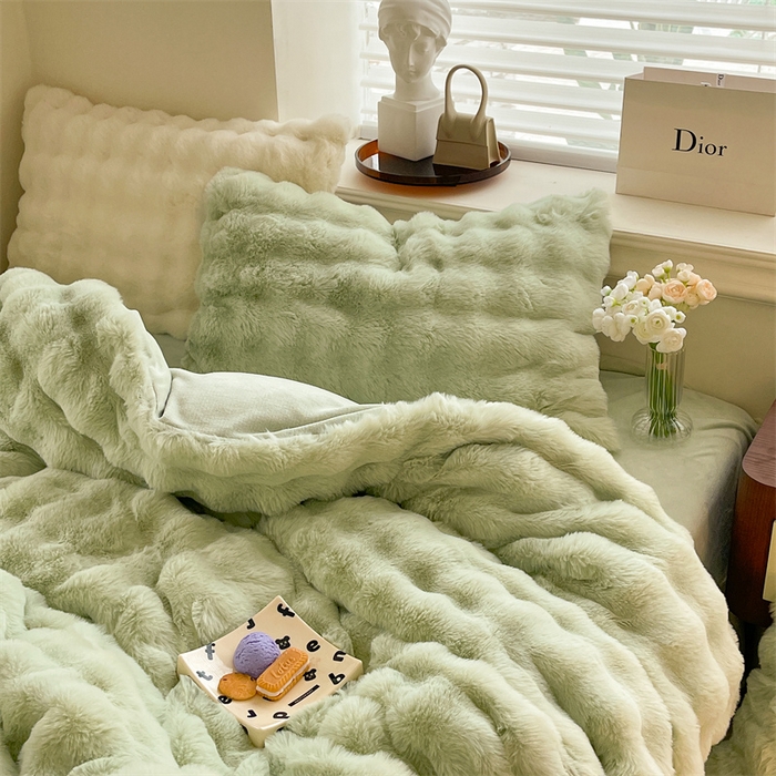 91家纺网 家纺一手货源 找家纺 悦织湾家纺 2025新款A类12斤獭兔毛580克托斯卡纳大泡泡双面兔毛绒四件套 兔兔绒-抹茶绿