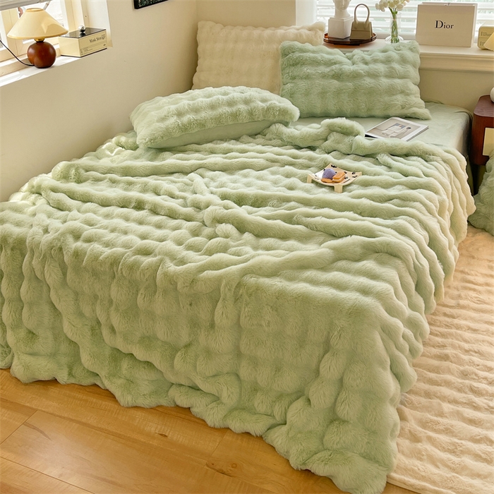 91家纺网 家纺一手货源 找家纺 悦织湾家纺 2025新款A类12斤獭兔毛580克托斯卡纳大泡泡双面兔毛绒四件套 兔兔绒-抹茶绿