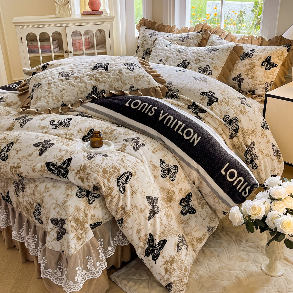 91家纺网 家纺一手货源 找家纺 （总）提花大世界 2025新款爆款高克重牛奶绒印花夹棉蕾丝花边床盖床裙单件三件四件套