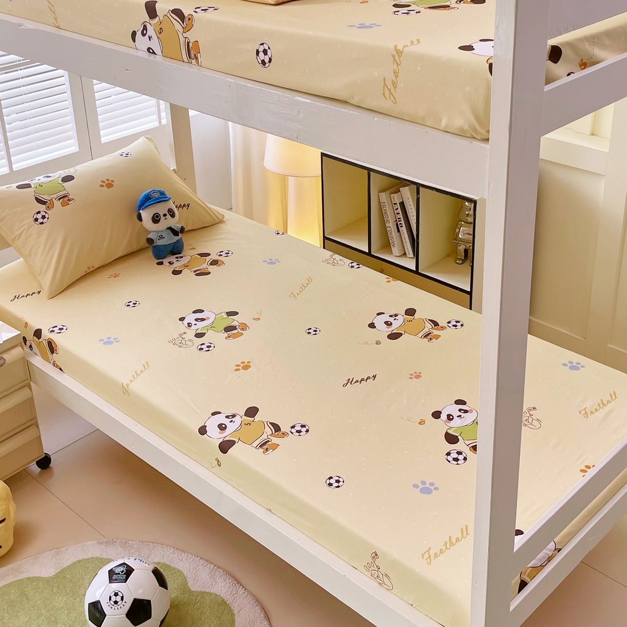 91家纺网 家纺一手货源 找家纺 金鑫汇家纺 2025新款A类全棉纯棉印花学生床宿舍上下铺三件套 足球争霸赛-黄