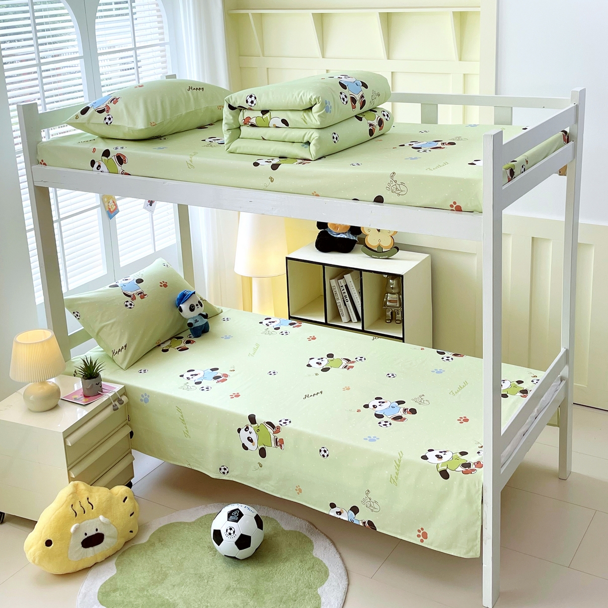 91家纺网 家纺一手货源 找家纺 金鑫汇家纺 2025新款A类全棉纯棉印花学生床单品床单 床单单件 足球争霸赛·绿