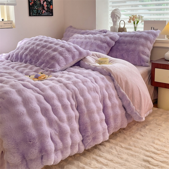 91家纺网 家纺一手货源 找家纺 悦织湾家纺 2025新款A类12斤獭兔毛580克托斯卡纳大泡泡双面兔毛绒四件套 兔兔绒-紫色