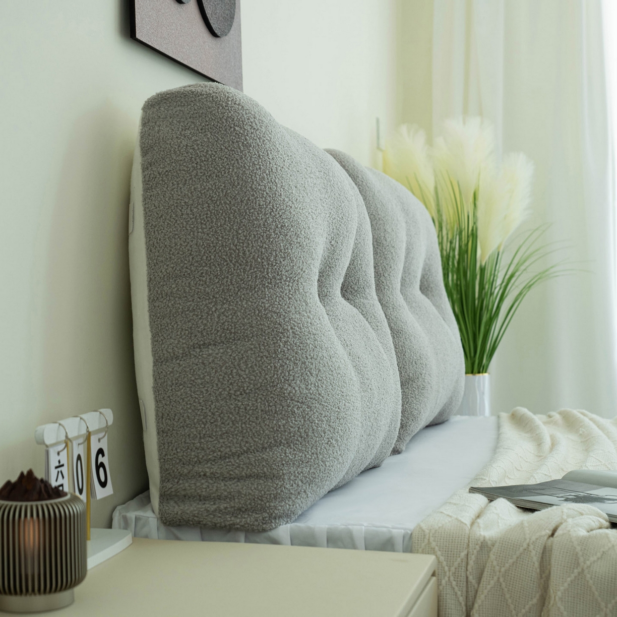 91家纺网 家纺一手货源 找家纺 美达人 2025新款泰迪毛面包组合款靠垫靠背 泰迪绒【无床头魔术贴】灰