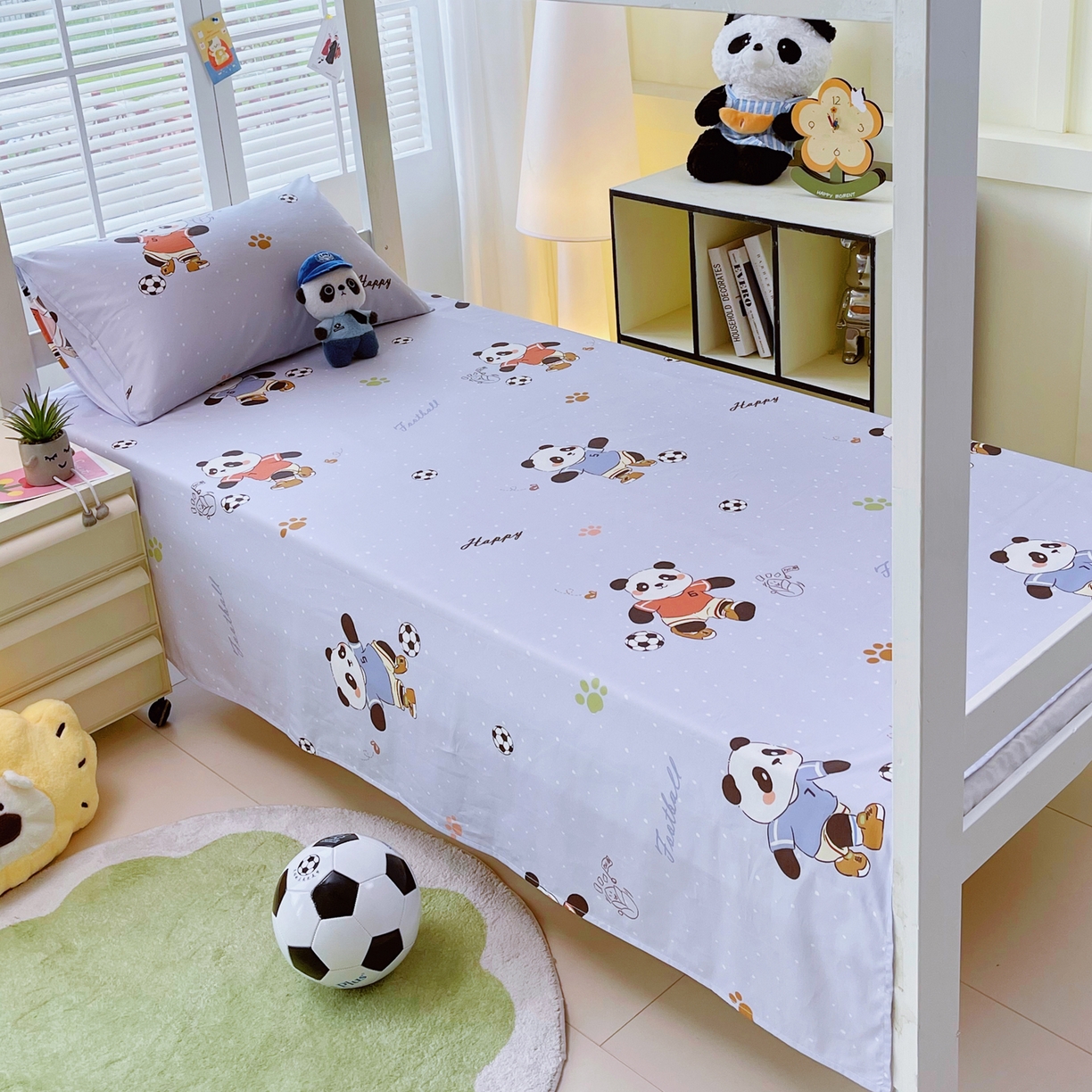 91家纺网 家纺一手货源 找家纺 金鑫汇家纺 2025新款A类全棉纯棉印花学生床单品床单 床单单件 足球争霸赛-灰