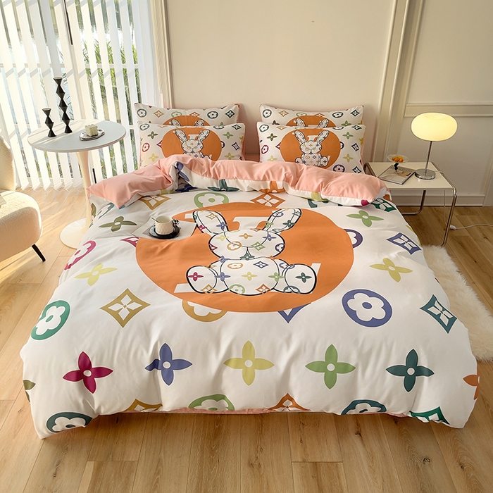 91家纺网 家纺一手货源 找家纺 摩卡（乐趣） 2025秋冬新品网红款水洗棉四季款四件套 彩虹兔