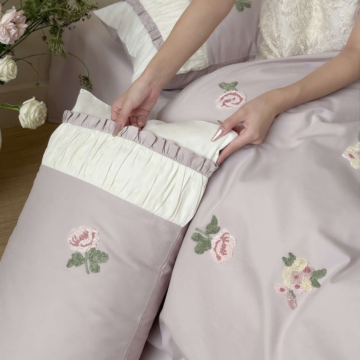 91家纺网 家纺一手货源 找家纺 鹿班家居 2025新款100S全棉纯棉磨毛毛巾绣四件套-彩虹花园（标准会员-20元） 彩虹花园-紫色