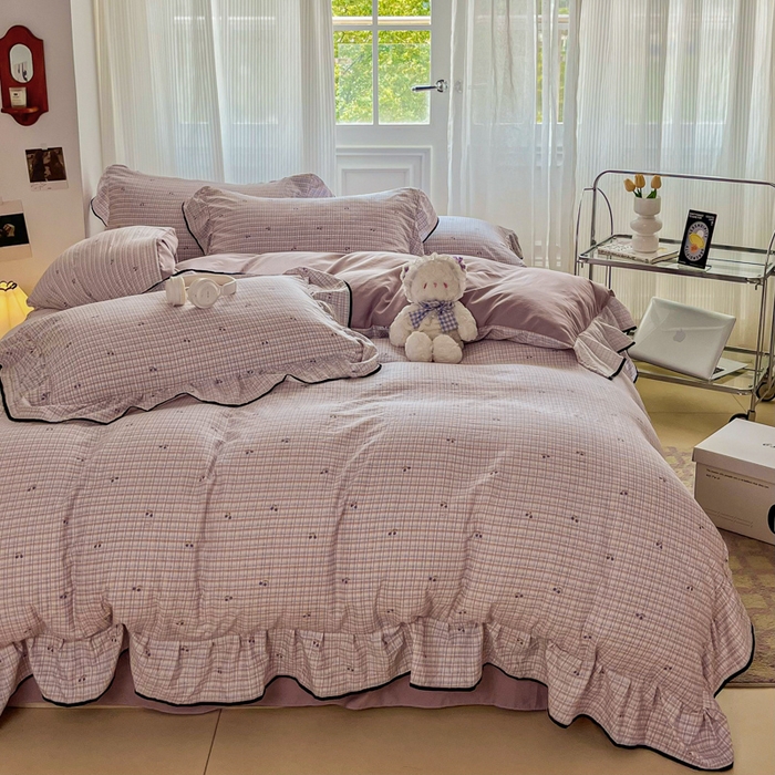 91家纺网 家纺一手货源 找家纺 斯卡诺家纺 2025秋冬法式花边古法水洗棉云感棉床盖四件套花边被套床单款 樱桃小格-花边款