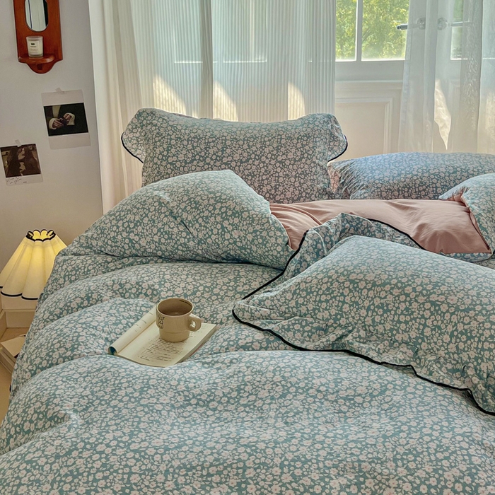 91家纺网 家纺一手货源 找家纺 斯卡诺家纺 2025秋冬法式花边古法水洗棉云感棉床盖四件套花边被套床单款 雨沫-花边款