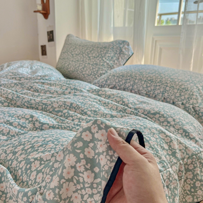 91家纺网 家纺一手货源 找家纺 斯卡诺家纺 2025秋冬法式花边古法水洗棉云感棉床盖四件套花边被套床单款 雨沫-花边款