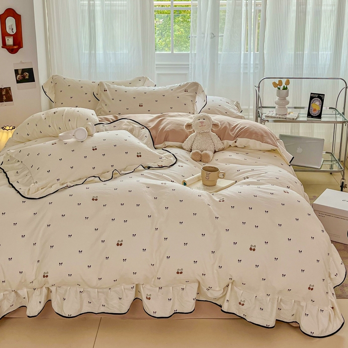 斯卡诺家纺 2025秋冬法式花边古法水洗棉云感棉床盖四件套花边被套床单款 甜美樱桃-花边款