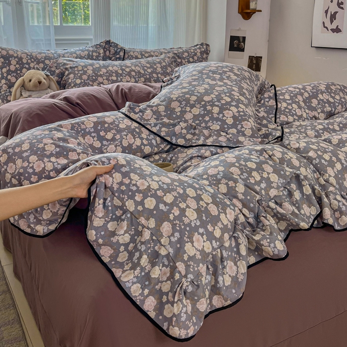 91家纺网 家纺一手货源 找家纺 斯卡诺家纺 2025秋冬法式花边古法水洗棉云感棉床盖四件套花边被套床单款 一见倾心-花边款