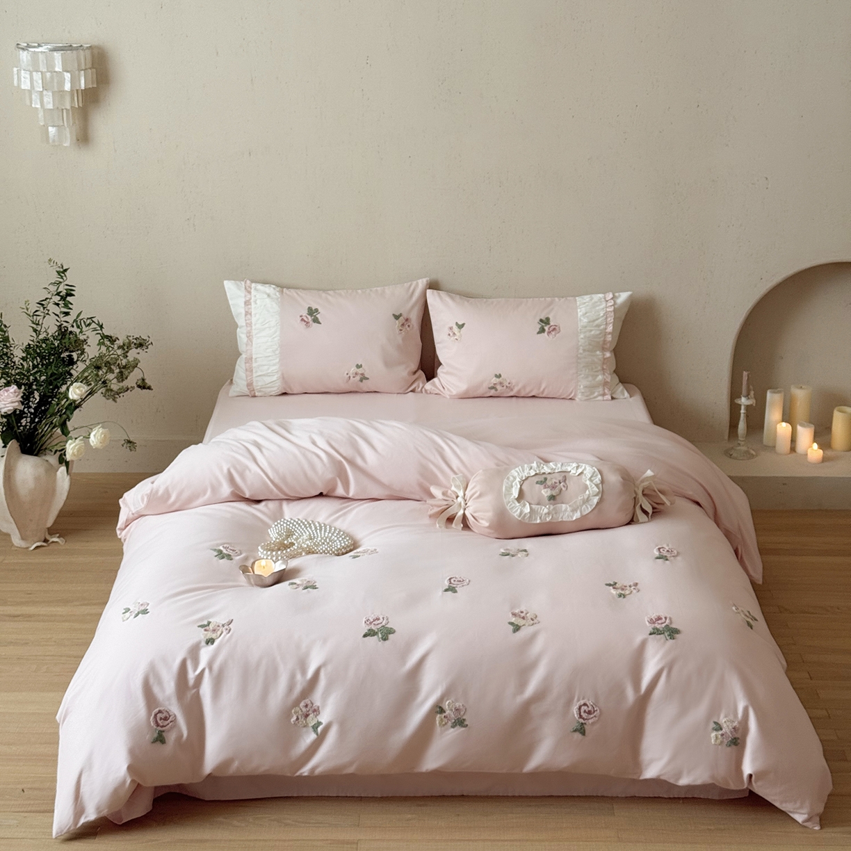 91家纺网 家纺一手货源 找家纺 鹿班家居 2025新款100S全棉纯棉磨毛毛巾绣四件套-彩虹花园（标准会员-20元） 彩虹花园-粉色