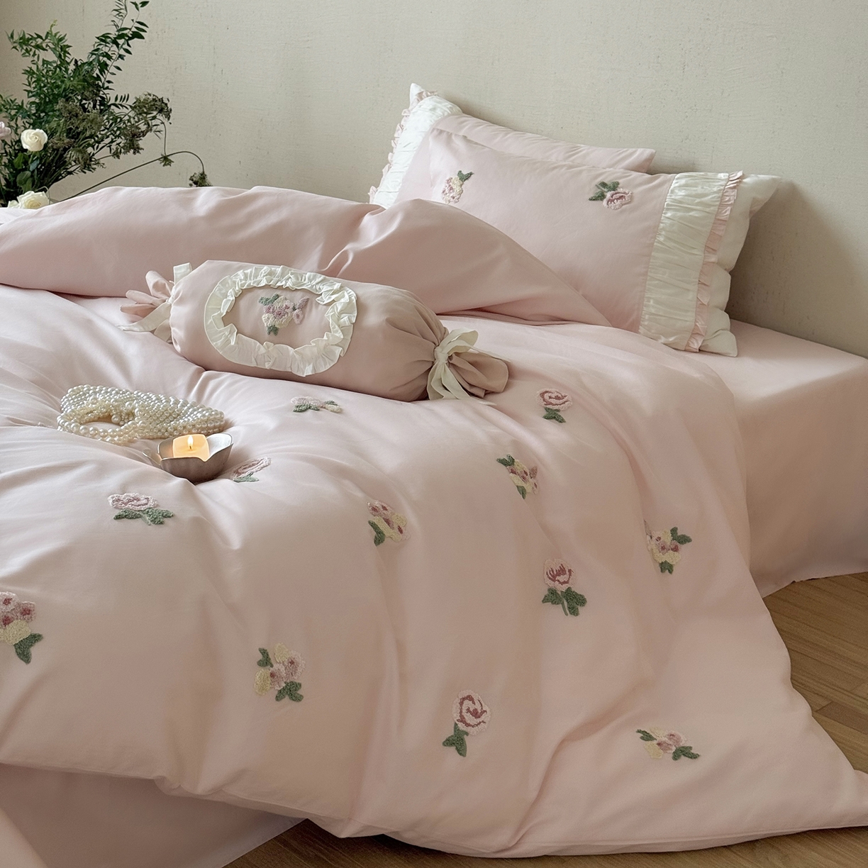 91家纺网 家纺一手货源 找家纺 鹿班家居 2025新款100S全棉纯棉磨毛毛巾绣四件套-彩虹花园（标准会员-20元） 彩虹花园-粉色