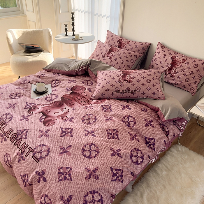 91家纺网 家纺一手货源 找家纺 摩卡（乐趣） 2025秋冬新品网红款水洗棉四季款四件套 豹纹熊-粉