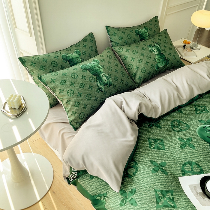 91家纺网 家纺一手货源 找家纺 摩卡（乐趣） 2025秋冬新品网红款水洗棉四季款四件套 豹纹熊-绿