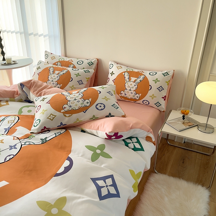 91家纺网 家纺一手货源 找家纺 摩卡（乐趣） 2025秋冬新品网红款水洗棉四季款四件套 彩虹兔