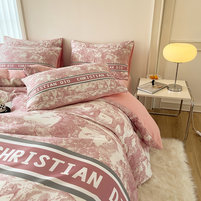 91家纺网 家纺一手货源 找家纺 摩卡（乐趣） 2025秋冬新品网红款水洗棉四季款四件套 梦幻粉