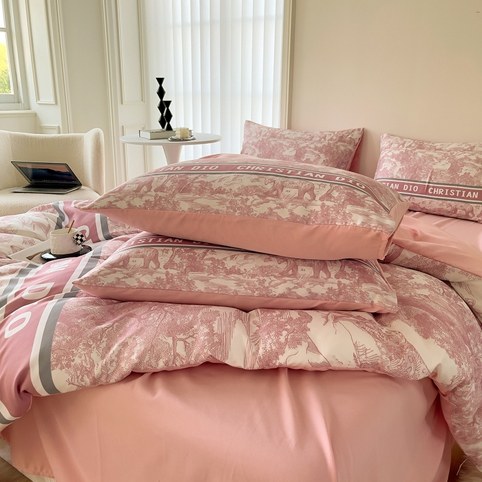 91家纺网 家纺一手货源 找家纺 摩卡（乐趣） 2025秋冬新品网红款水洗棉四季款四件套 梦幻粉