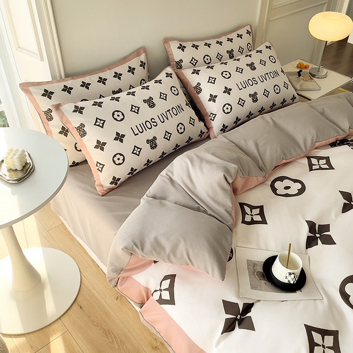 91家纺网 家纺一手货源 找家纺 摩卡（乐趣） 2025秋冬新品网红款水洗棉四季款四件套 小熊头