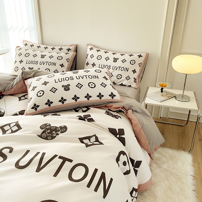 91家纺网 家纺一手货源 找家纺 摩卡（乐趣） 2025秋冬新品网红款水洗棉四季款四件套 小熊头