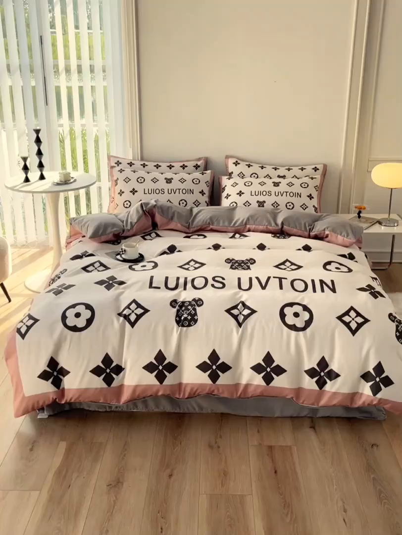 91家纺网 家纺一手货源 找家纺 摩卡（乐趣） 2025秋冬新品网红款水洗棉四季款四件套 小熊头