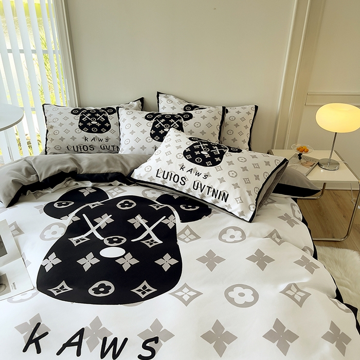 91家纺网 家纺一手货源 找家纺 摩卡（乐趣） 2025秋冬新品网红款水洗棉四季款四件套 熊头白