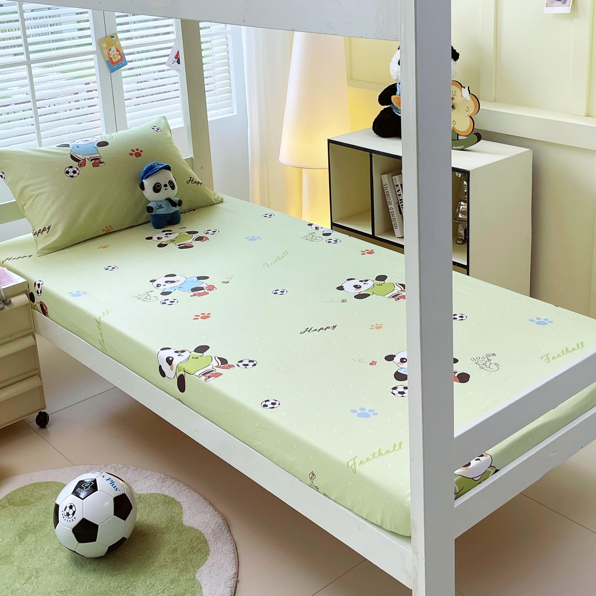 91家纺网 家纺一手货源 找家纺 金鑫汇家纺 2025新款A类全棉纯棉印花学生床单品床笠 床笠单件 足球争霸赛·绿