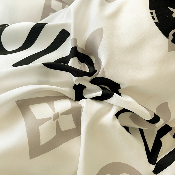 91家纺网 家纺一手货源 找家纺 摩卡（乐趣） 2025秋冬新品网红款水洗棉四季款四件套 熊仔白