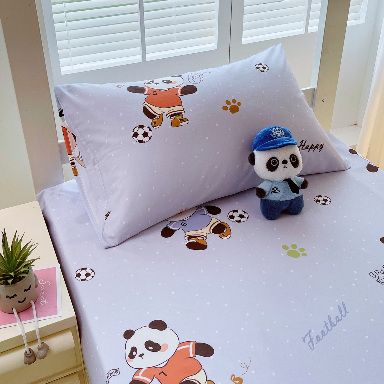 91家纺网 家纺一手货源 找家纺 金鑫汇家纺 2025新款A类全棉纯棉印花学生床单品床笠 床笠单件 足球争霸赛-灰