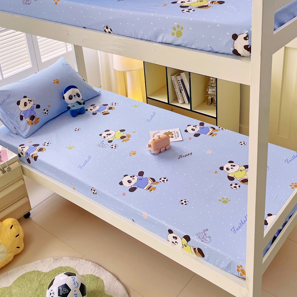 91家纺网 家纺一手货源 找家纺 金鑫汇家纺 2025新款A类全棉纯棉印花学生床单品床笠 床笠单件 足球争霸赛-蓝