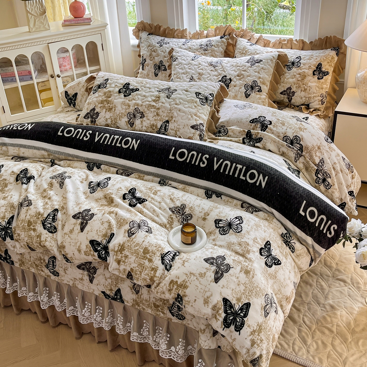 91家纺网 家纺一手货源 找家纺 （总）提花大世界 2025新款爆款高克重牛奶绒印花夹棉蕾丝花边床盖床裙单件三件四件套