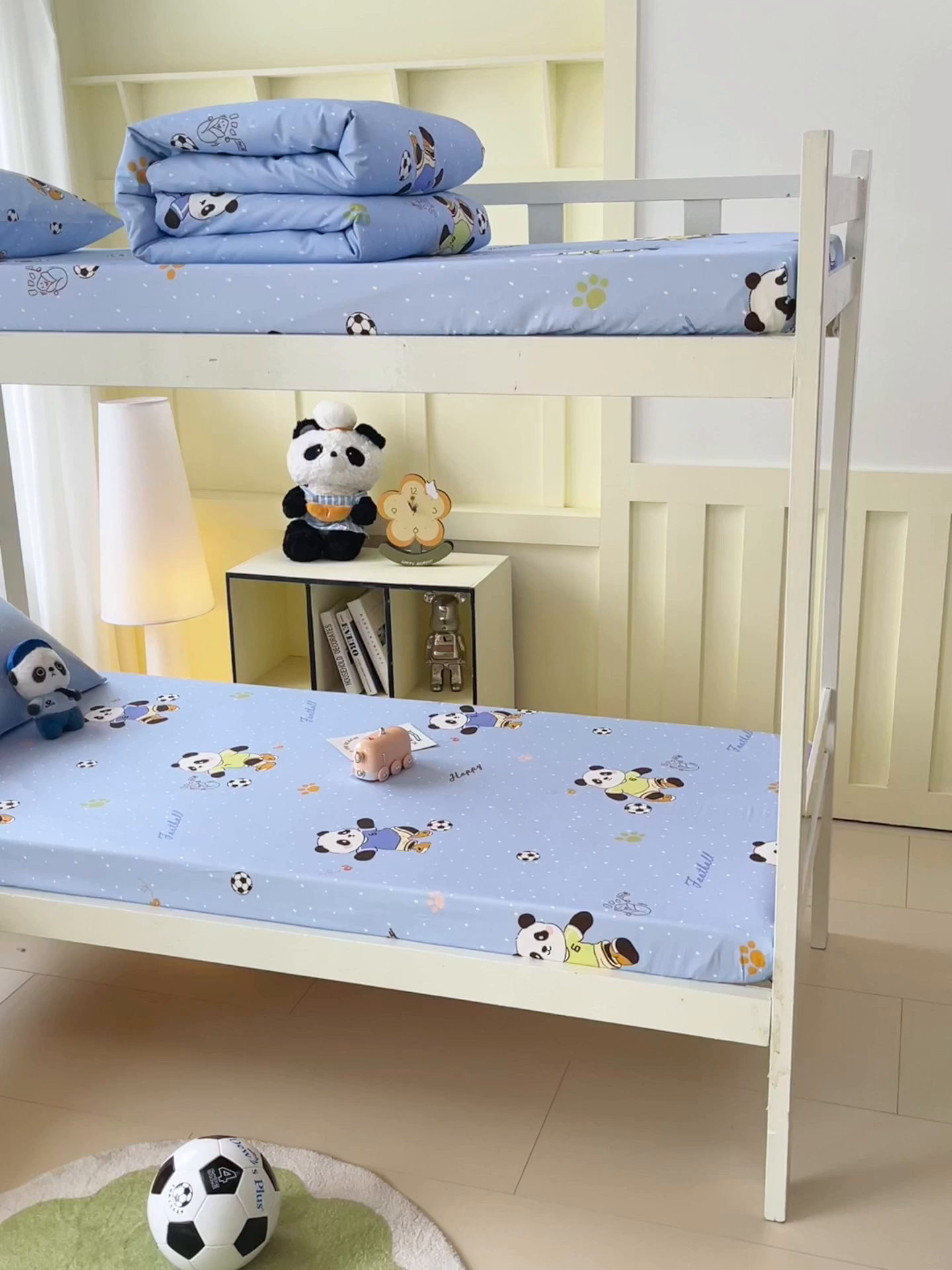 91家纺网 家纺一手货源 找家纺 金鑫汇家纺 2025新款A类全棉纯棉印花学生床单品床笠 床笠单件 足球争霸赛-蓝