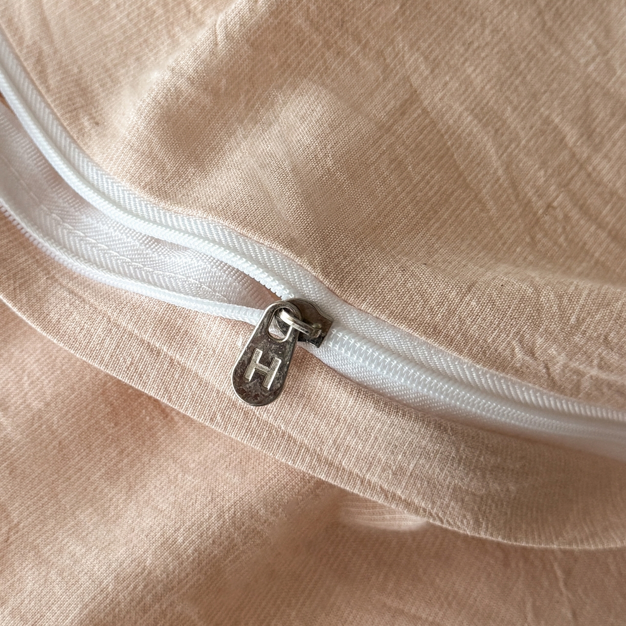 91家纺网 家纺一手货源 找家纺 艾唯希家纺 2025新款全棉复古棉麻工艺四件套纯棉-晚风玫瑰系列 晚风玫瑰-淡粉