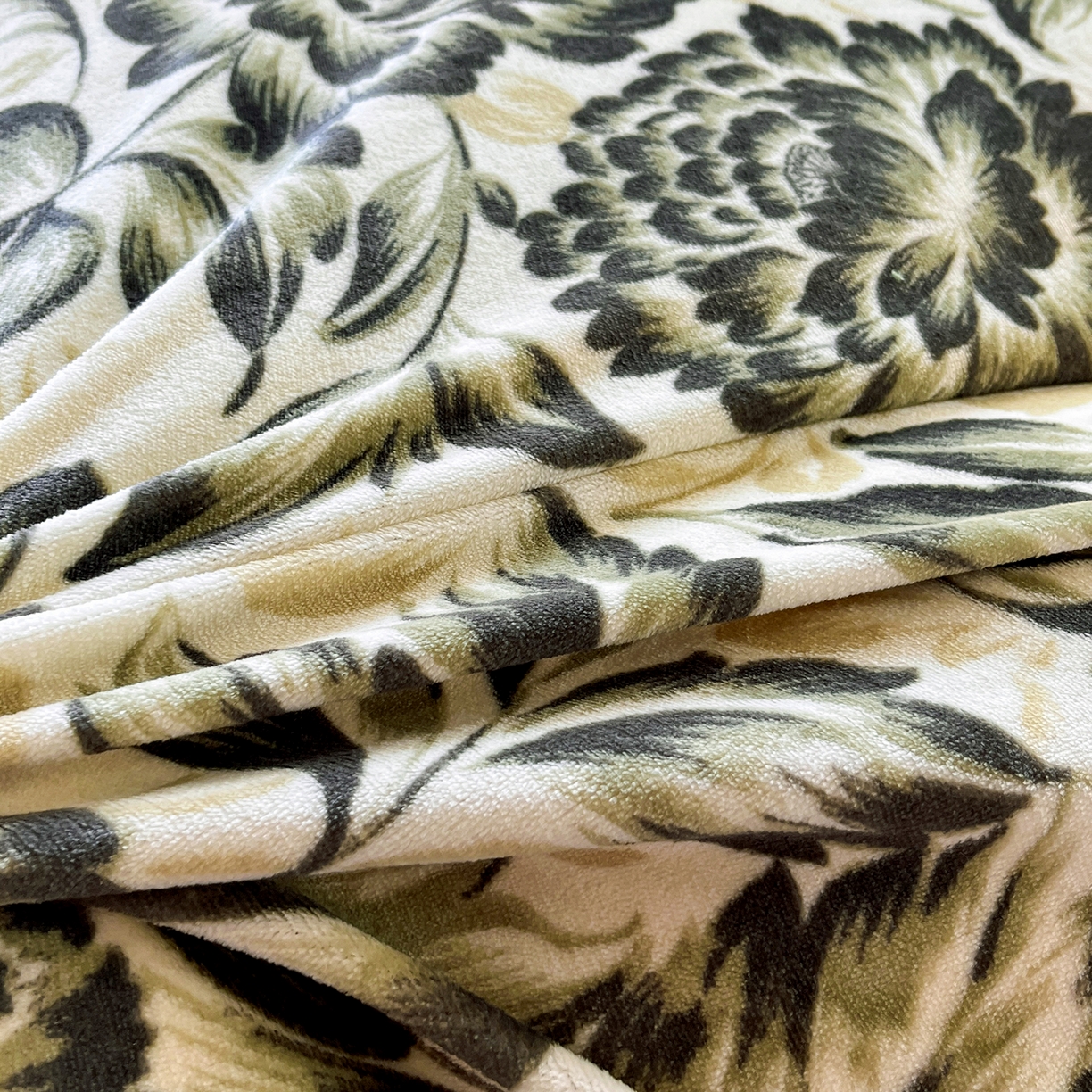 91家纺网 家纺一手货源 找家纺 提花大世界 2025新款爆款高克重牛奶绒印花夹棉蕾丝花边床盖床裙单件三件四件套 丝洛繁花