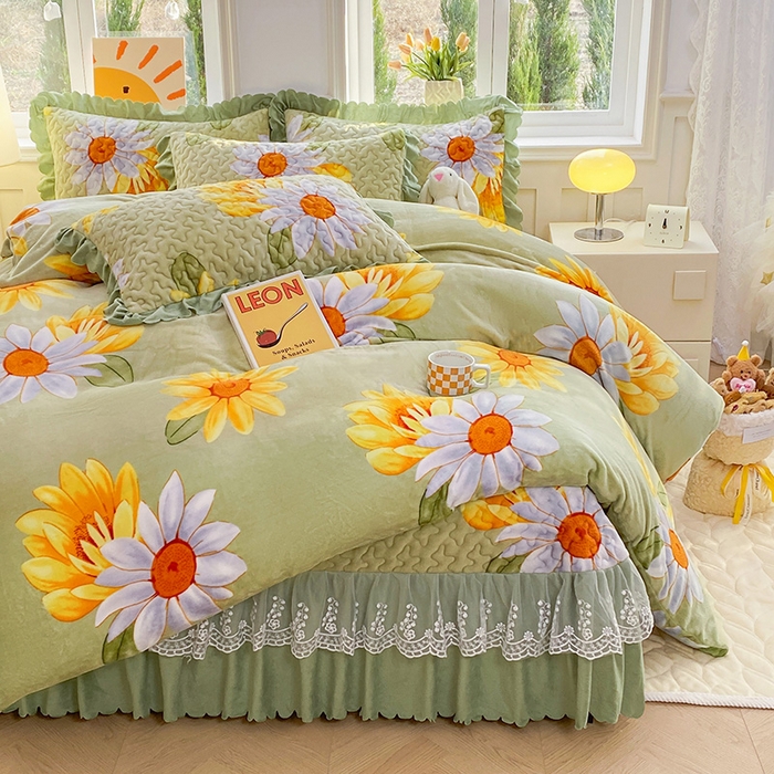 91家纺网 家纺一手货源 找家纺 提花大世界 2025新款爆款高克重牛奶绒印花夹棉蕾丝花边床盖床裙单件三件四件套 向阳花