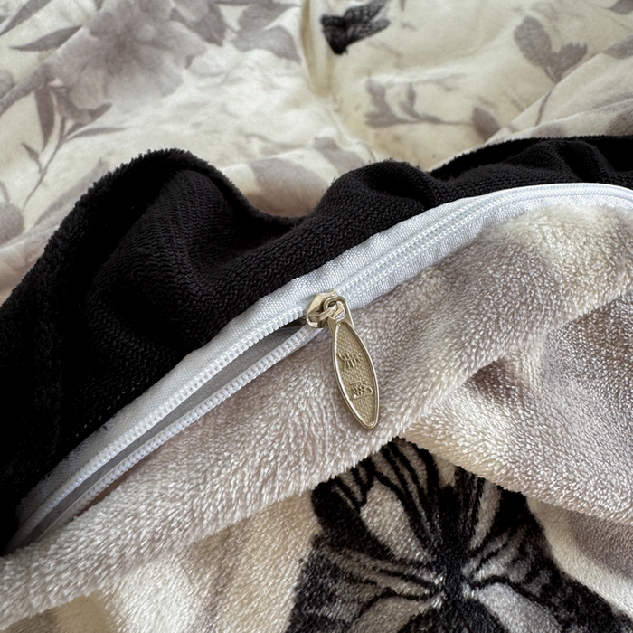 91家纺网 家纺一手货源 找家纺 （总）老K (原美阁） 2025新款法式韩版牛奶绒黑花边四件套