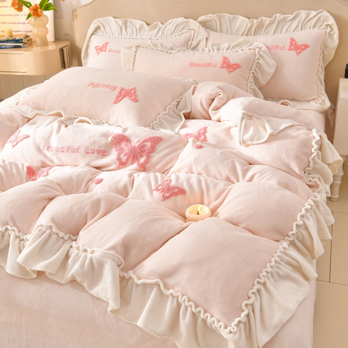 91家纺网 家纺一手货源 找家纺 （总）畅畅家纺 2025新款加厚9斤毛巾绣韩式花边牛奶绒床单四件套