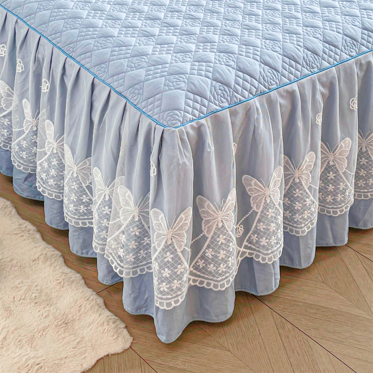 91家纺网 家纺一手货源 找家纺 宜凡家纺 2025新款长绒棉绣花床裙床裙四件套--蝶恋笙花系列 蝶恋笙花 纯净蓝