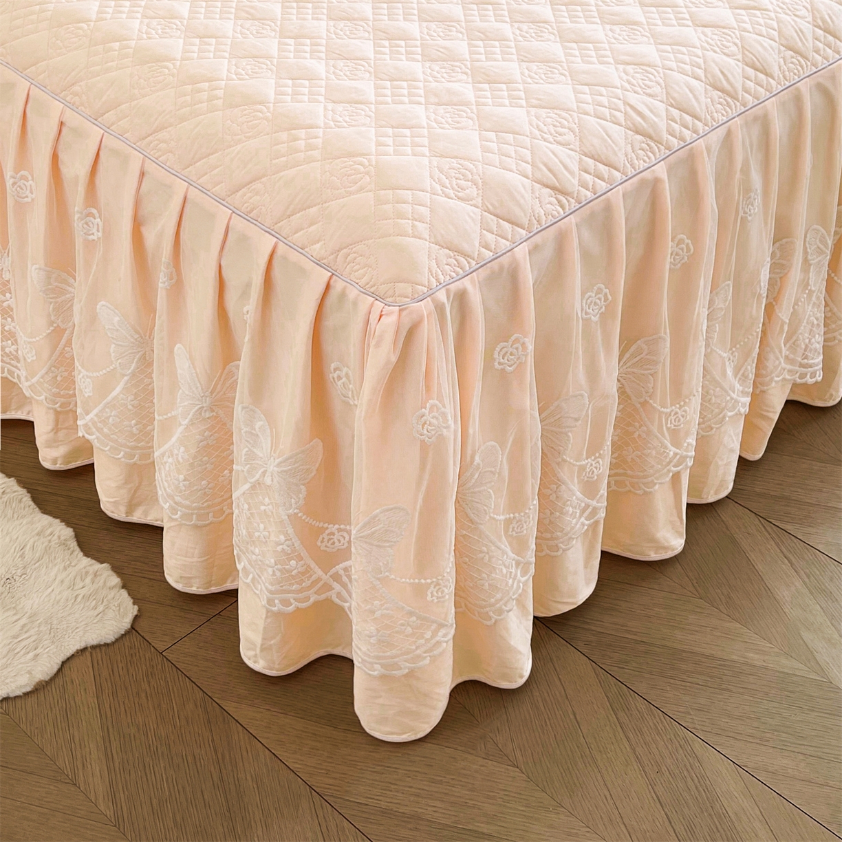 91家纺网 家纺一手货源 找家纺 宜凡家纺 2025新款长绒棉绣花床裙床裙四件套--蝶恋笙花系列 蝶恋笙花 芙绒玉