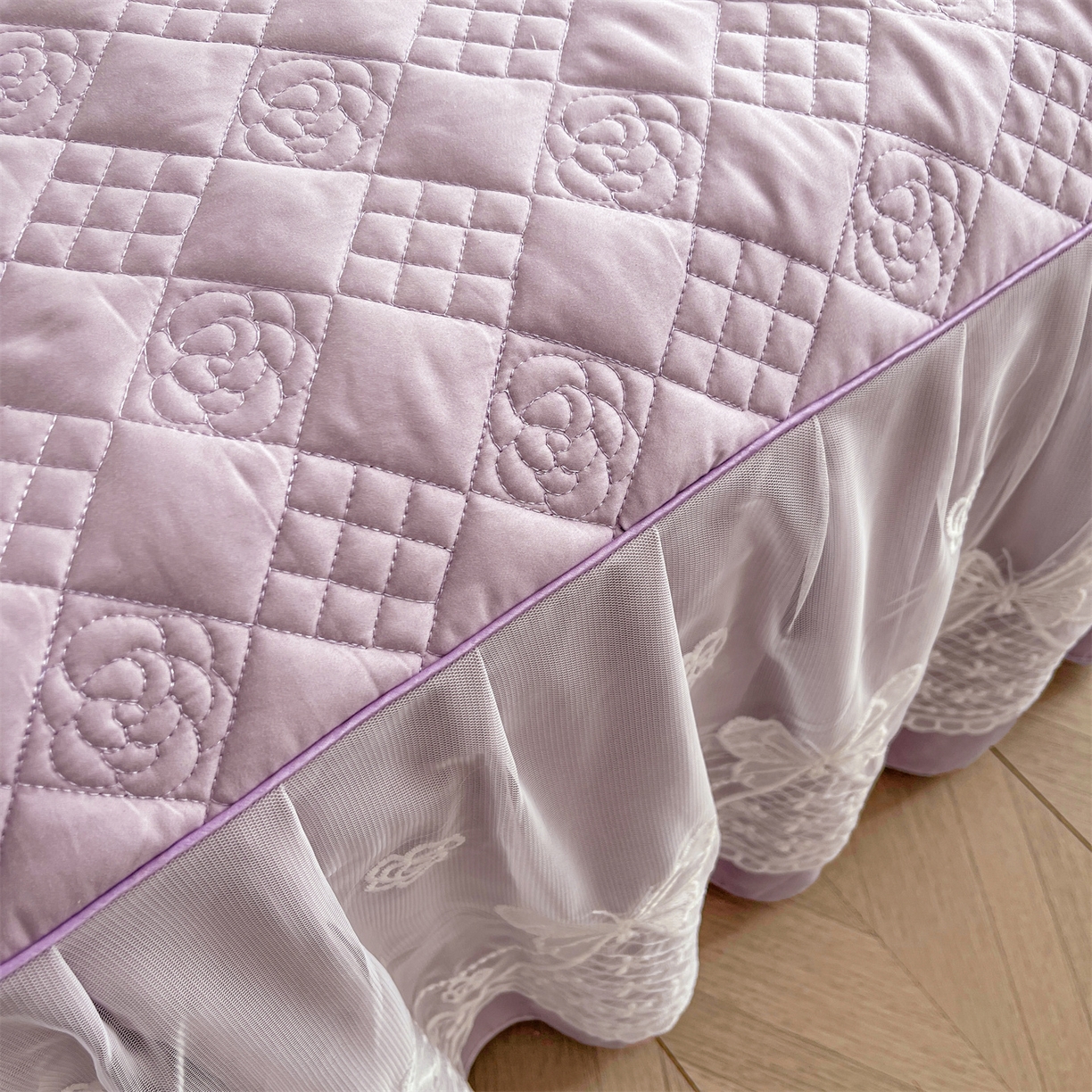 91家纺网 家纺一手货源 找家纺 宜凡家纺 2025新款长绒棉绣花床裙床裙四件套--蝶恋笙花系列 蝶恋笙花 罗兰紫