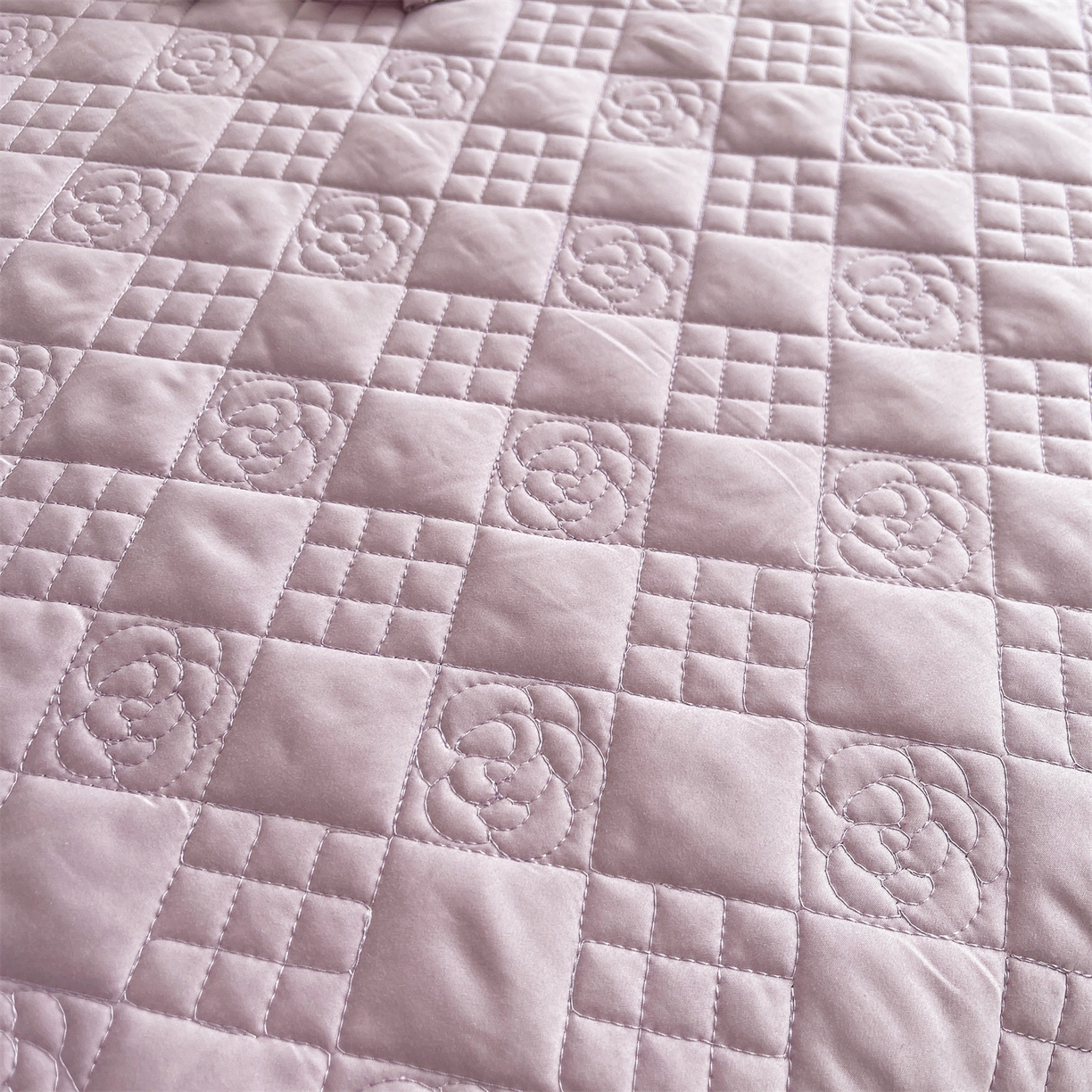 91家纺网 家纺一手货源 找家纺 宜凡家纺 2025新款长绒棉绣花床裙床裙四件套--蝶恋笙花系列 蝶恋笙花 罗兰紫