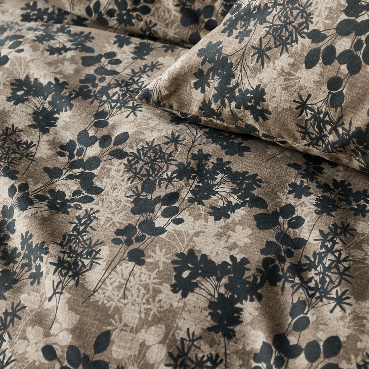 91家纺网 家纺一手货源 找家纺 怡家居 2025新款全棉纯棉加厚印花磨毛四件套 旧年