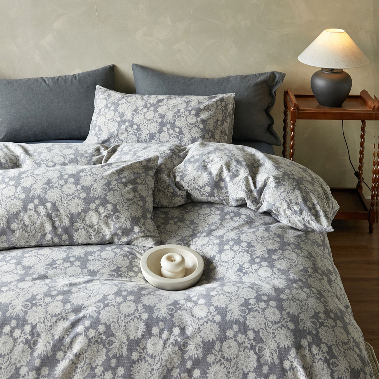 91家纺网 家纺一手货源 找家纺 怡家居 2025新款全棉纯棉加厚印花磨毛四件套 墨韵