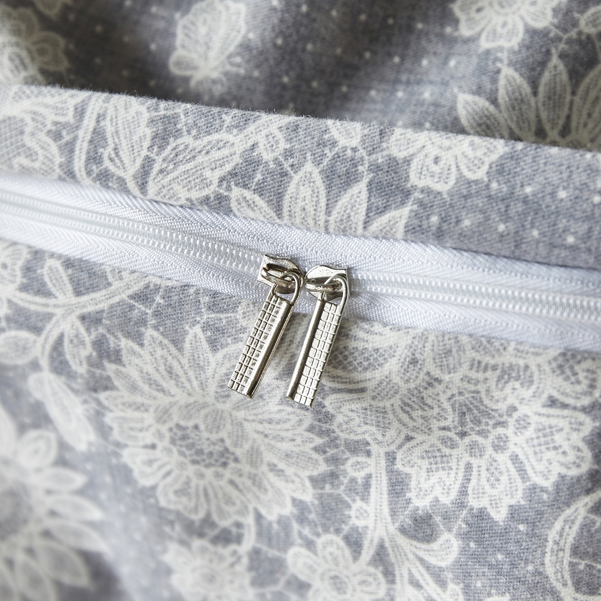 91家纺网 家纺一手货源 找家纺 怡家居 2025新款全棉纯棉加厚印花磨毛四件套 墨韵