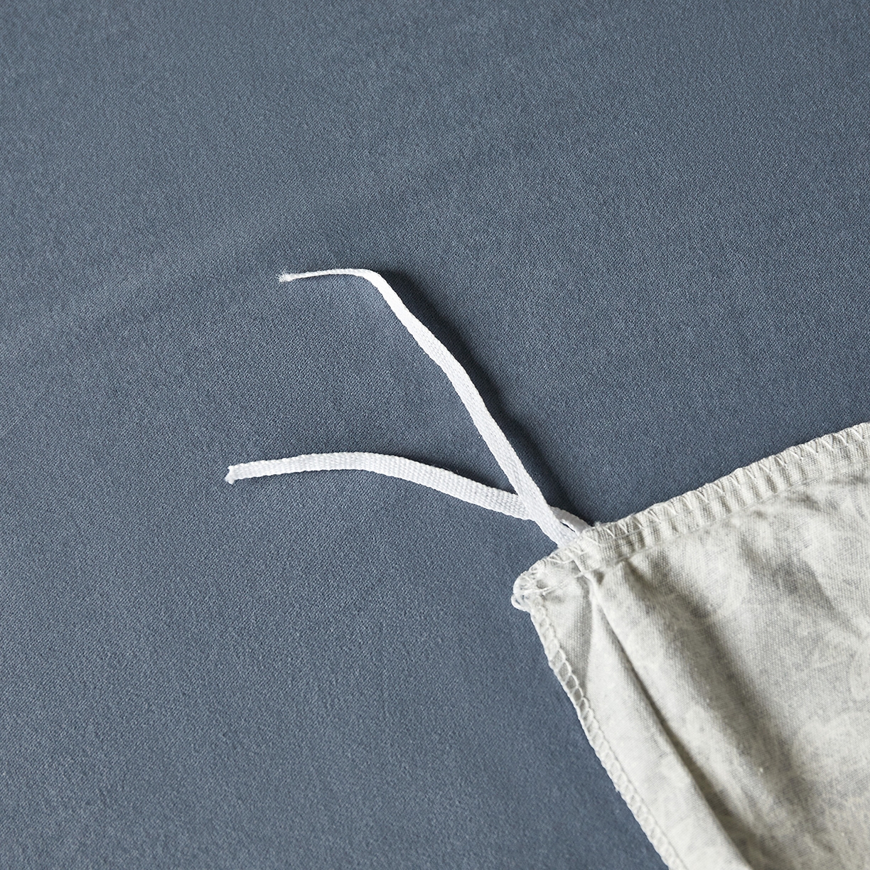 91家纺网 家纺一手货源 找家纺 怡家居 2025新款全棉纯棉加厚印花磨毛四件套 墨韵