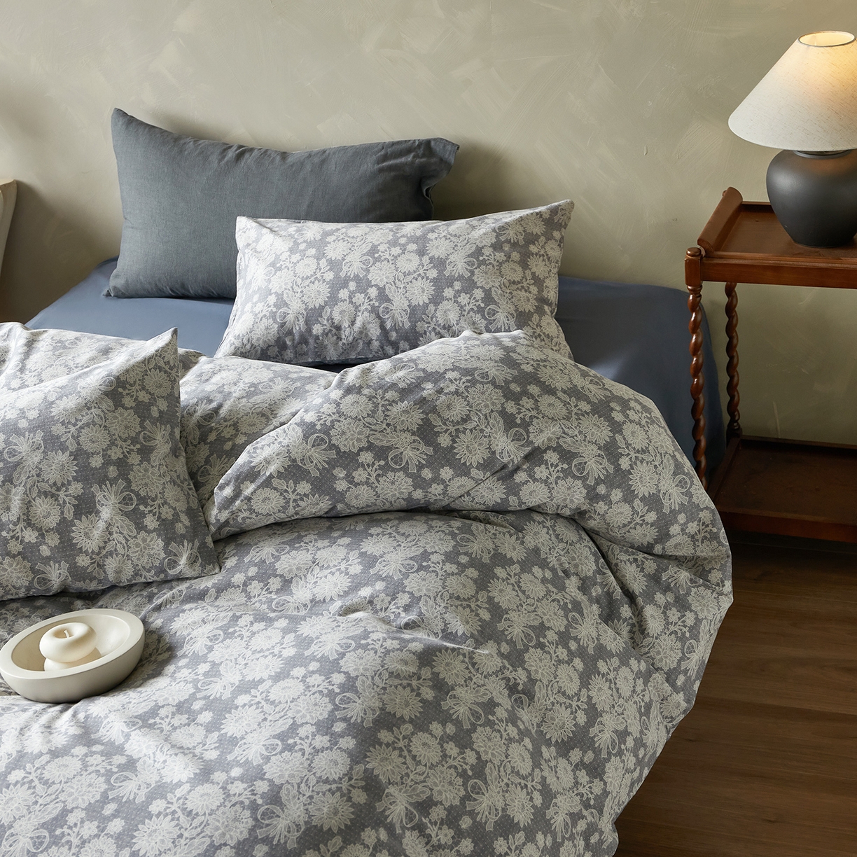 91家纺网 家纺一手货源 找家纺 怡家居 2025新款全棉纯棉加厚印花磨毛四件套 墨韵